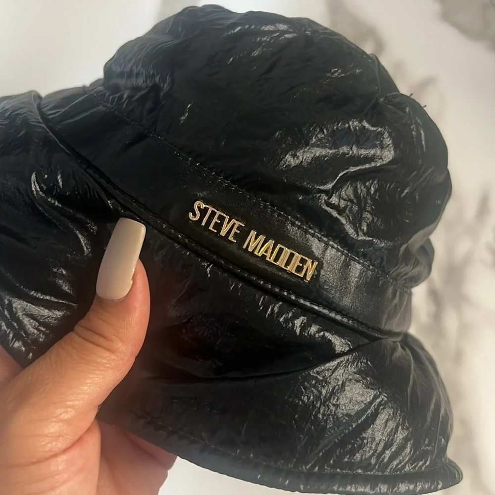 Youth Steven Madden faux leather look vinyl‎ bucket hat in black  Unisex